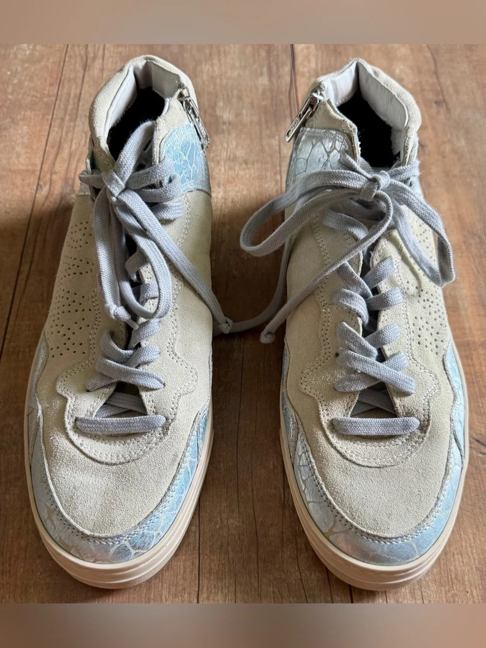 P448 BaliHi High Top Light Blue and Tan Sneaker Size 42/11